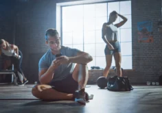 Online Personal Training Opportunities and Challenges in the Digital Age